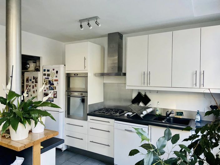 Image No.6-4 Bed Property for sale