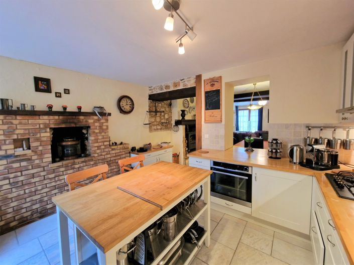 Image No.5-4 Bed Village House for sale