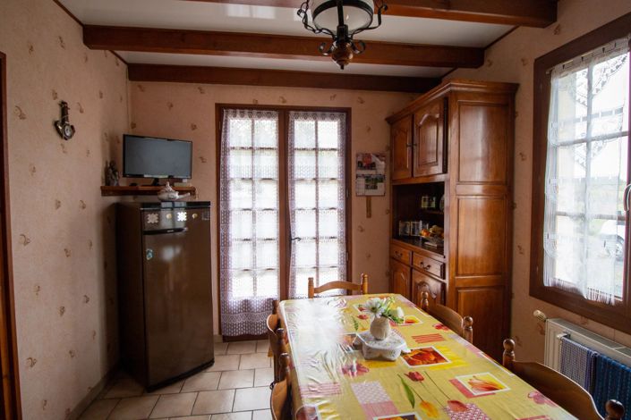 Image No.8-4 Bed House for sale