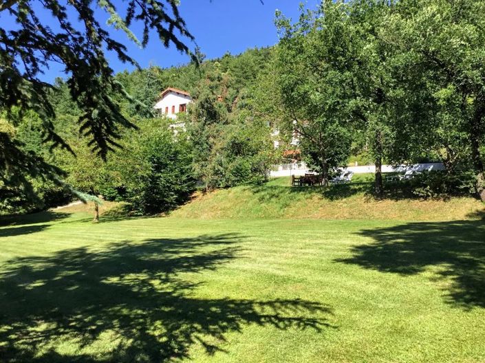 Image No.6-14 Bed House for sale