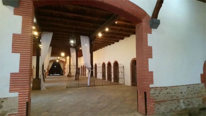 Image No.7-6 Bed House for sale