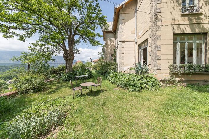 Image No.5-7 Bed House for sale