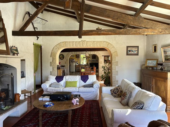 Image No.5-7 Bed House for sale