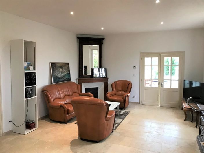 Image No.3-2 Bed House for sale