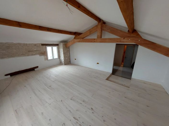 Image No.12-3 Bed House for sale