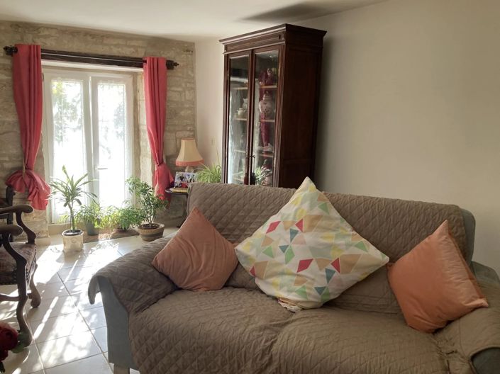 Image No.6-3 Bed House for sale