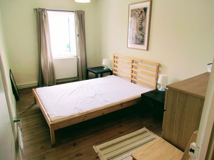 Image No.8-4 Bed Village House for sale