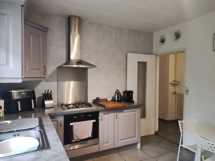 Image No.5-2 Bed House for sale