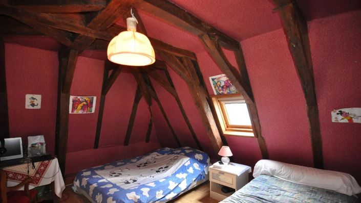 Image No.7-6 Bed House for sale