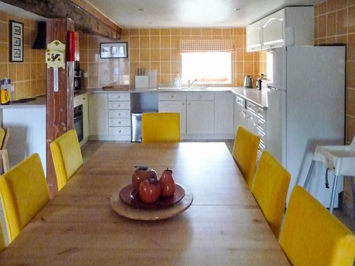 Image No.6-9 Bed Village House for sale