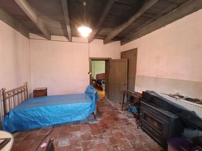 Image No.12-3 Bed Farmhouse for sale