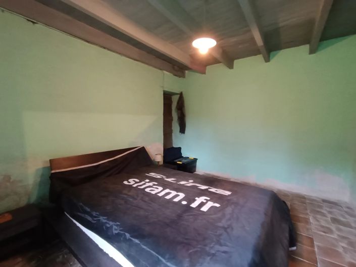 Image No.15-3 Bed Farmhouse for sale