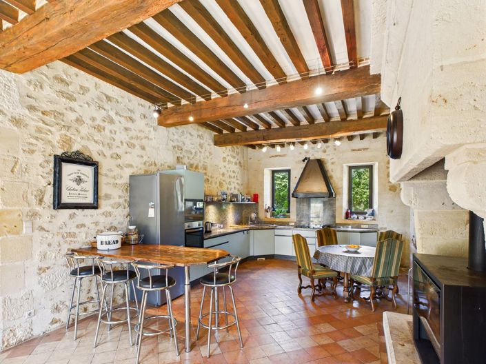 Image No.5-7 Bed House for sale