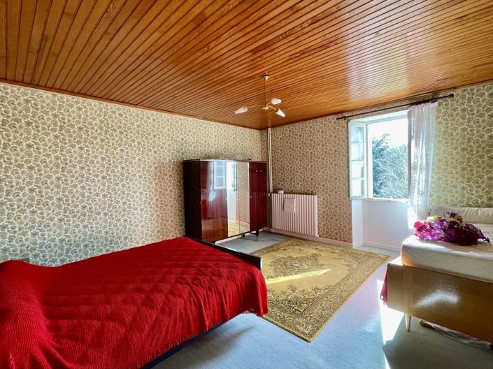 Image No.10-4 Bed House for sale