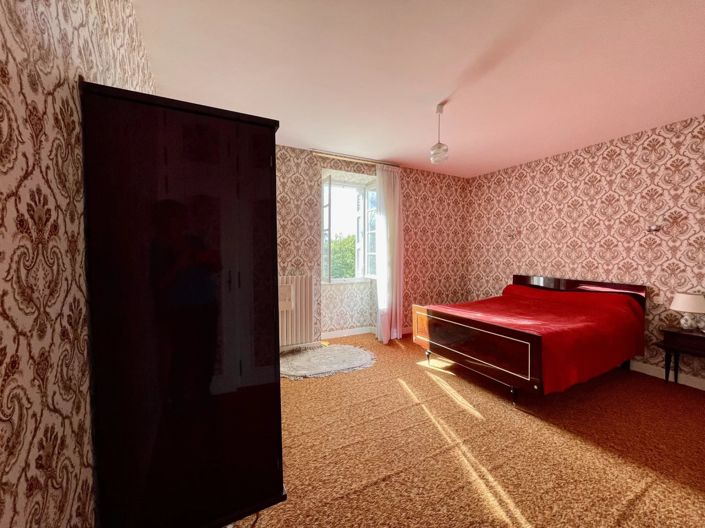 Image No.11-4 Bed House for sale