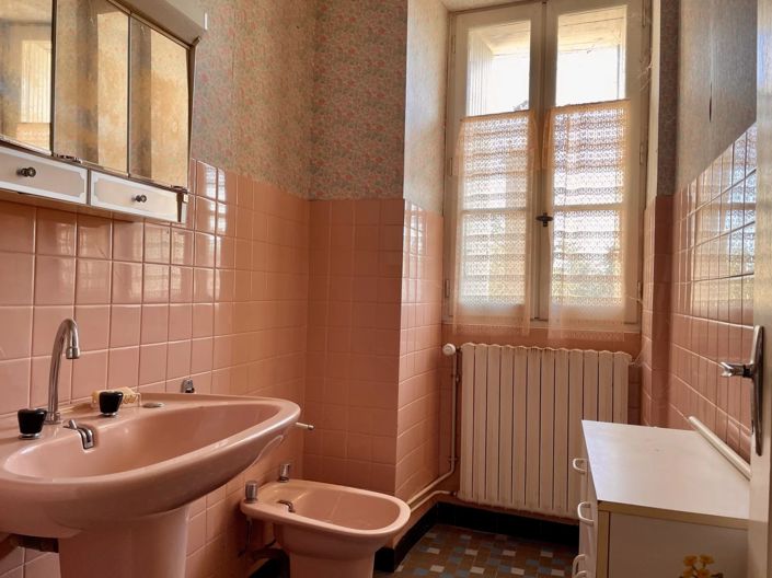 Image No.13-4 Bed House for sale