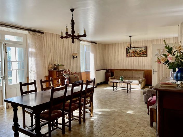 Image No.3-4 Bed House for sale