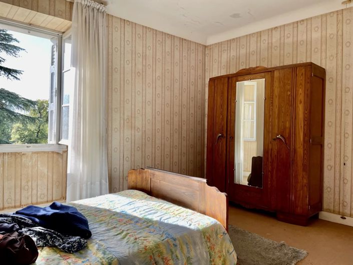 Image No.8-4 Bed House for sale