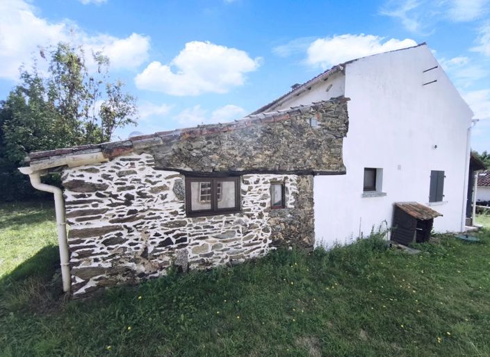 Image No.2-4 Bed House for sale