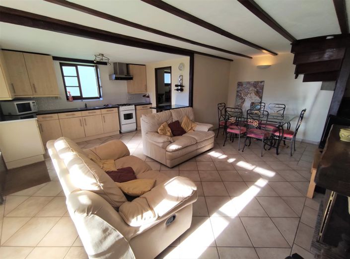 Image No.5-4 Bed House for sale