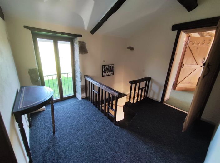 Image No.8-4 Bed House for sale