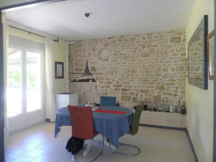 Image No.5-6 Bed House for sale