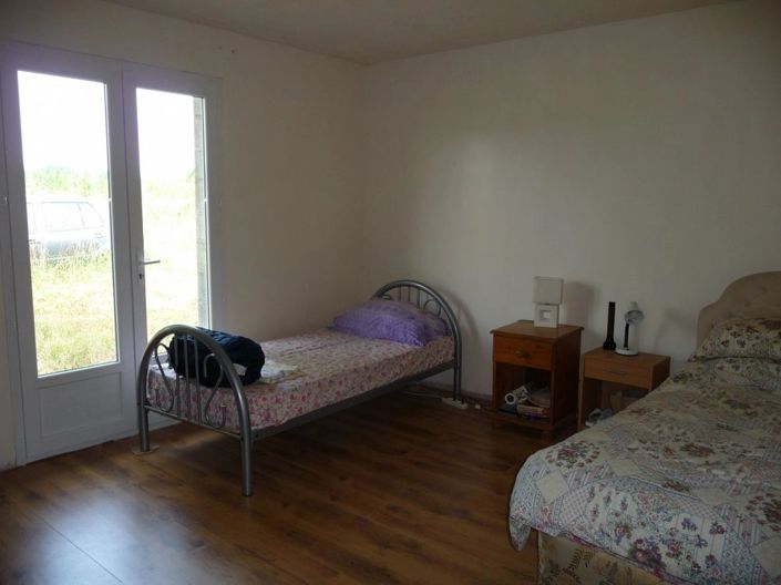 Image No.7-5 Bed House for sale