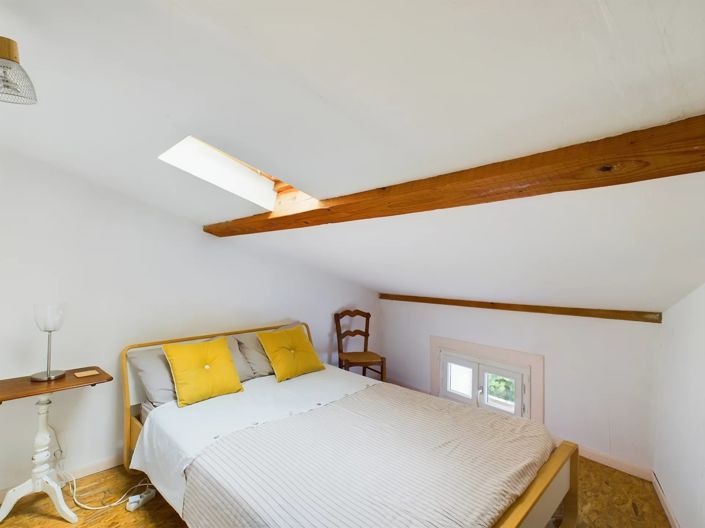 Image No.8-3 Bed House for sale