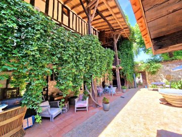 c01f6549c210fcf44fb3a5b5f0c7778bb9254390dd400