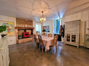 5bcc4f356fab4125d58d123692edd444bc1ad35f74400