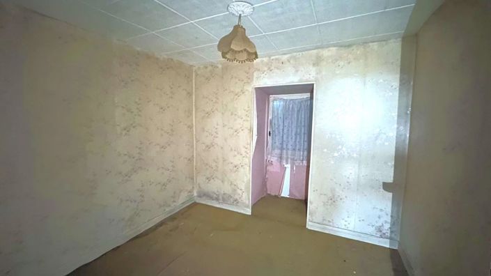 Image No.4-1 Bed House for sale