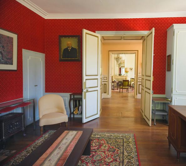 Image No.3-10 Bed House for sale