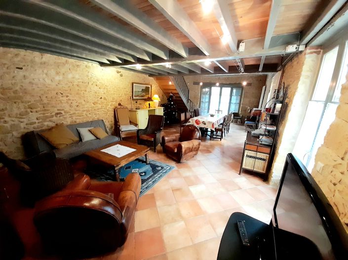 Image No.9-8 Bed Village House for sale