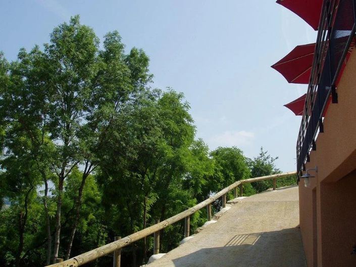 Image No.8-2 Bed House for sale