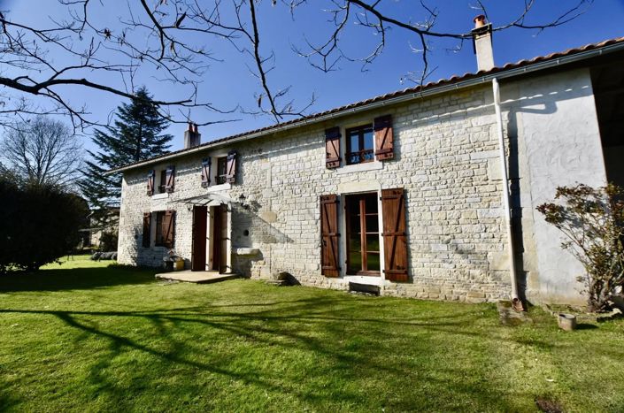 Image No.13-4 Bed Village House for sale