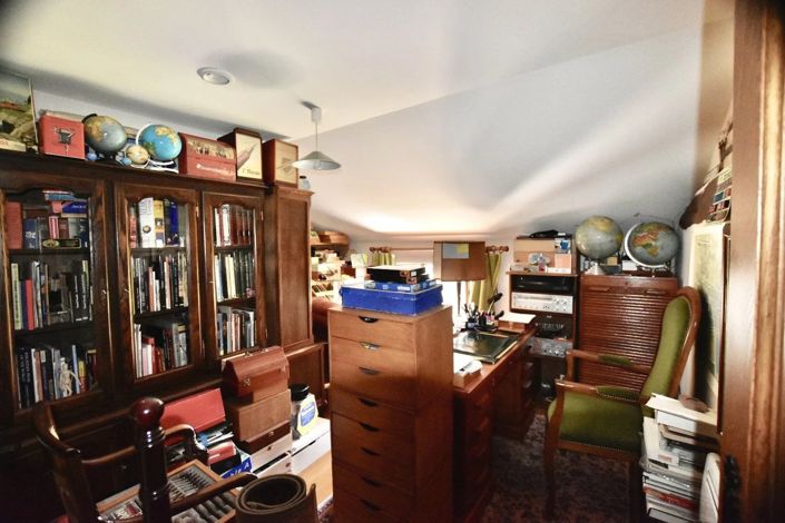 Image No.9-4 Bed Village House for sale