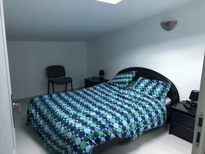 Image No.15-3 Bed House for sale