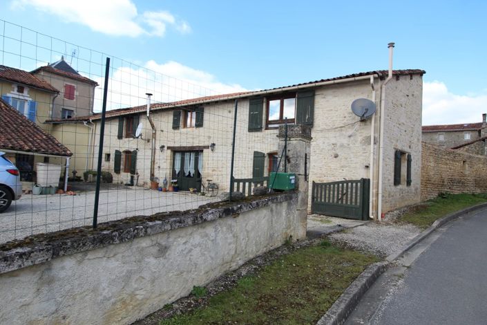 Image No.1-7 Bed Village House for sale
