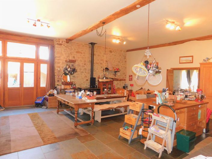 Image No.5-7 Bed House for sale