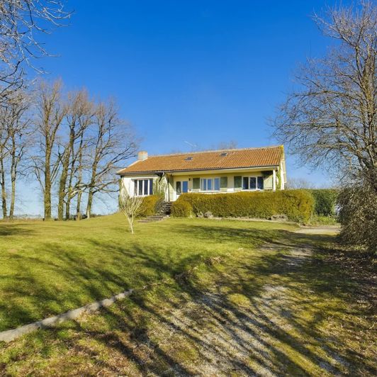 Image No.2-9 Bed House for sale