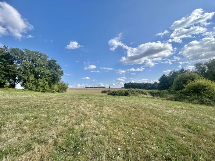 Image No.8-9 Bed House for sale