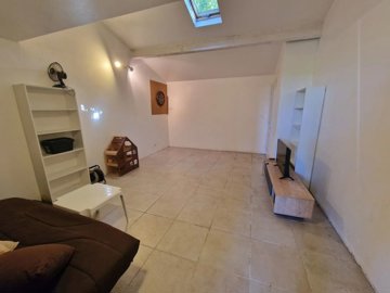 372a38fabeda51ecda63f324fd3792beb949980d71192