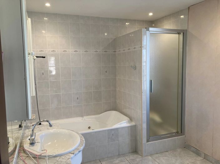 Image No.7-2 Bed Farmhouse for sale