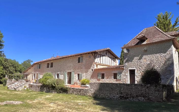 Image No.2-11 Bed House for sale