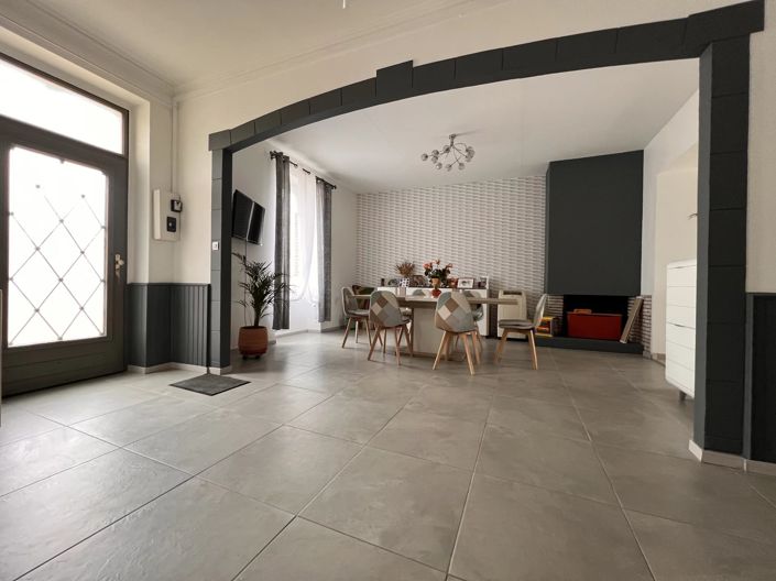 Image No.9-5 Bed Village House for sale