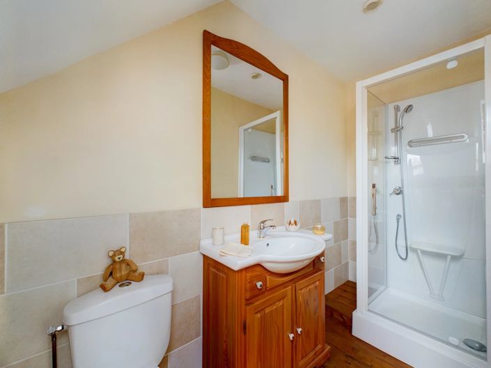 Image No.9-4 Bed House for sale