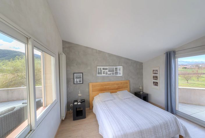 Image No.13-3 Bed House for sale