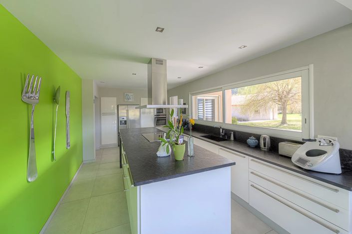 Image No.9-3 Bed House for sale