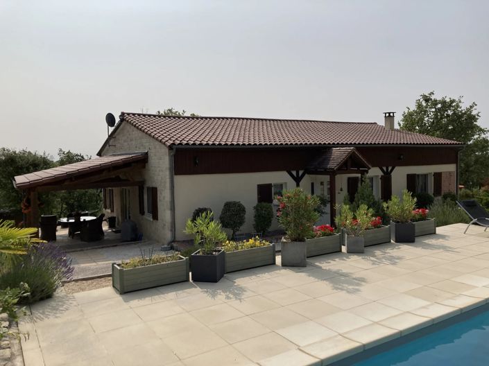 Image No.7-5 Bed Village House for sale