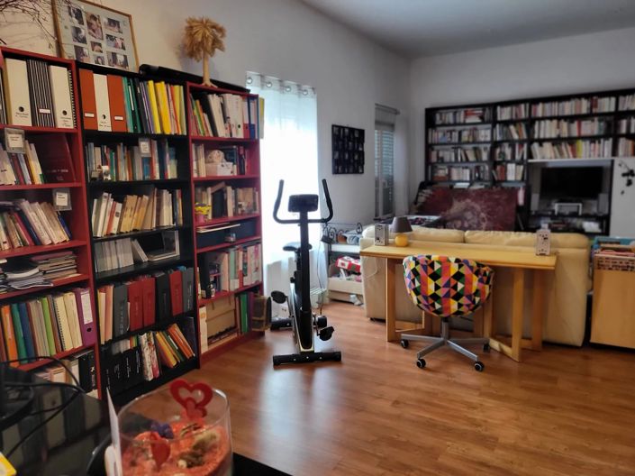 Image No.11-6 Bed House for sale